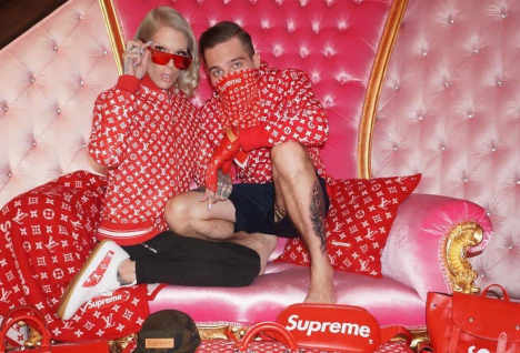 Louis Vuitton x Supreme